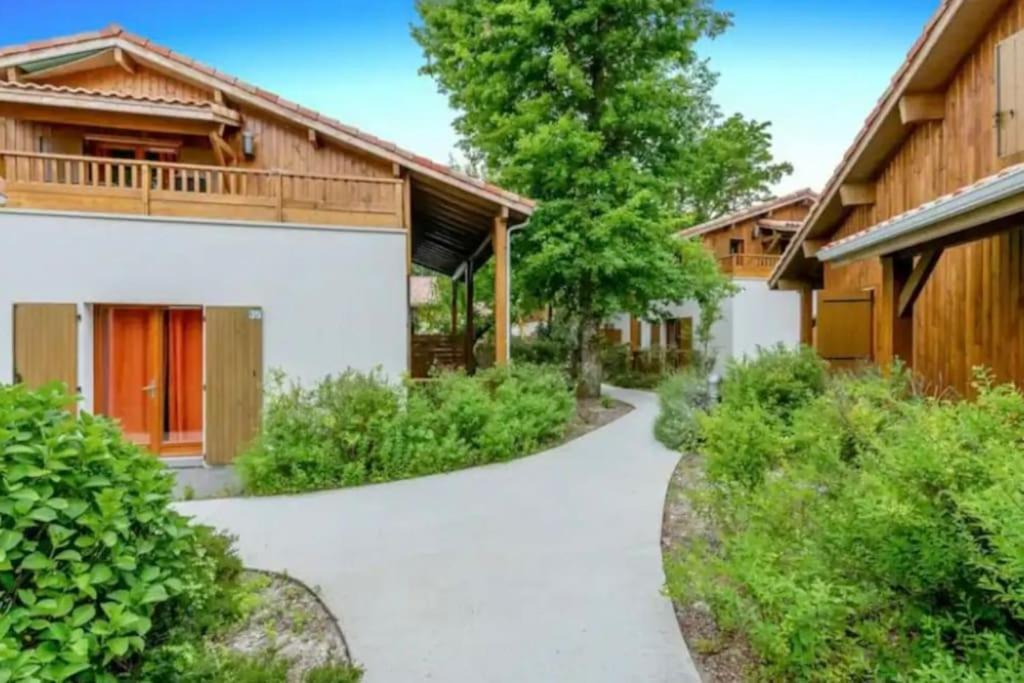 Appartement Au Bord Du Lac Lacanau Exterior photo